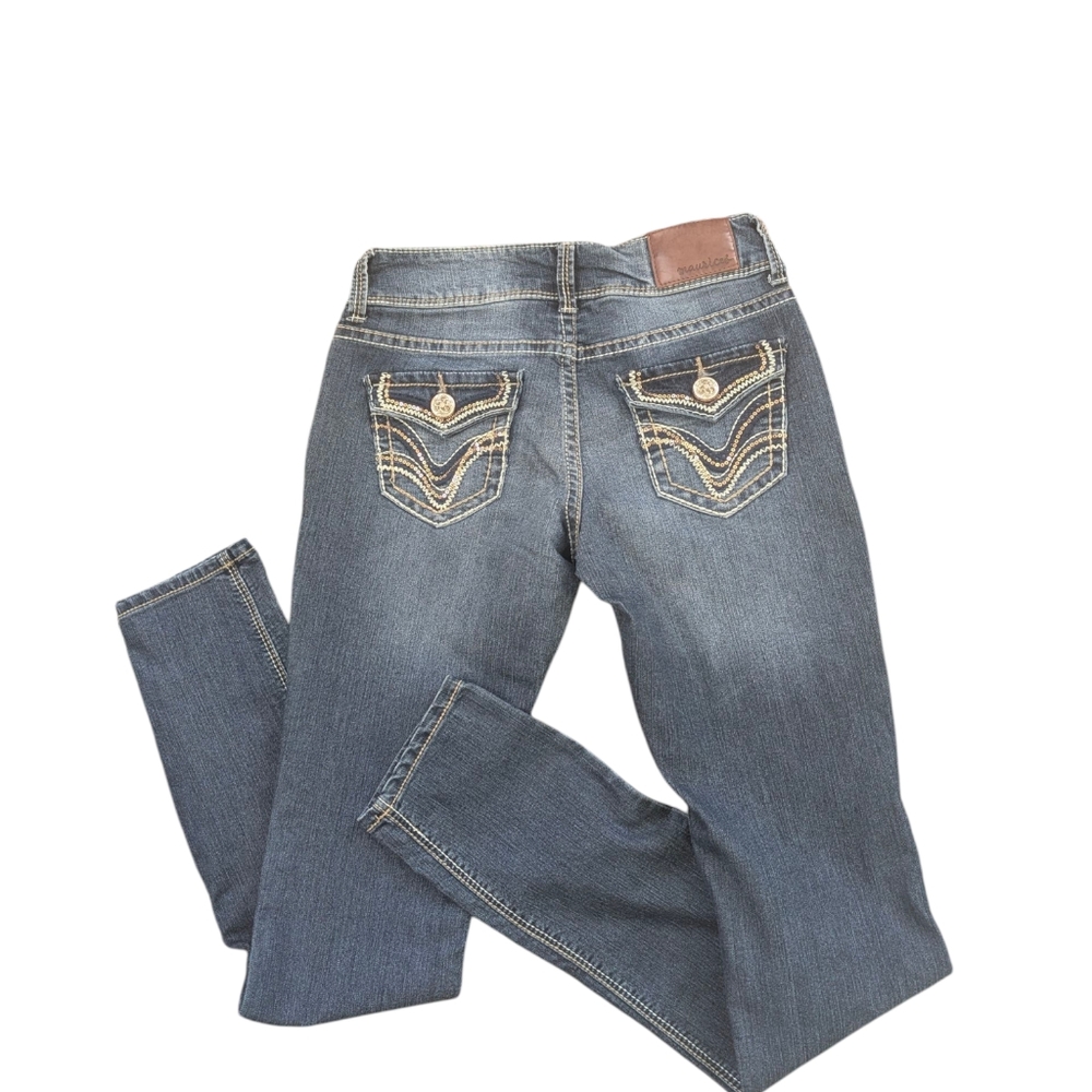 NWOT Maurices Jeans